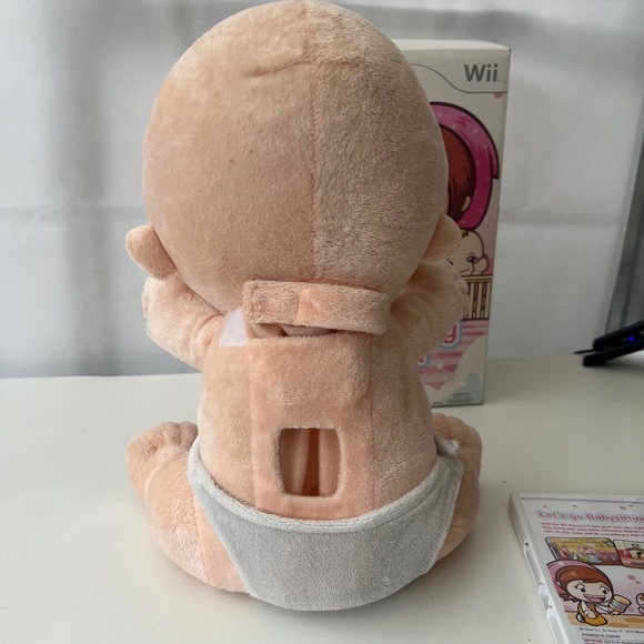 Babysitting Mama Nintendo Wii Game w/Baby Plush Soft Toy PAL UK Complete. - Picture 6 of 9
